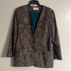 Vintage Alfred Dunner women’s size 14 petite suit jacket blazer made in the USA.